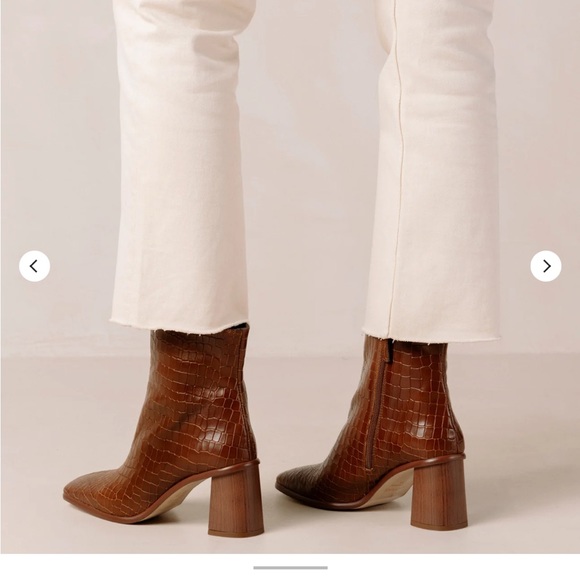 Alohas West Cape Croco Brown Size 36 - Picture 7 of 8